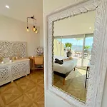 Hotel La Grande Conque 4*